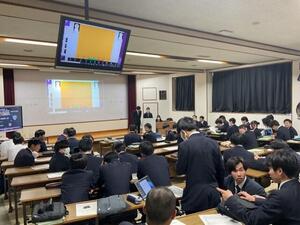 【情報科学科2年生】プログラミング競技会を開催しました。
