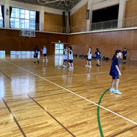 女子バスケットボール部：中学生との練習試合