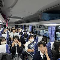 第2学年研修旅行「無事に伊丹空港を出発しました。」