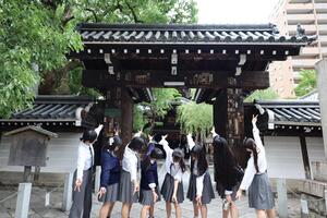 2026.0619三年女子六角堂.JPG