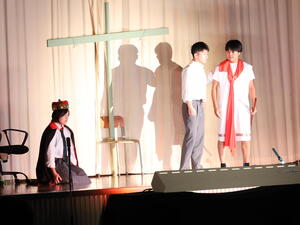 2026.1001.3年3組演劇③.JPG