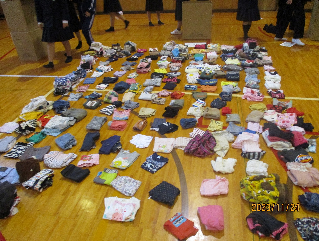 「届けよう、服のチカラ」プロジェクト | 綾部市立豊里中学校