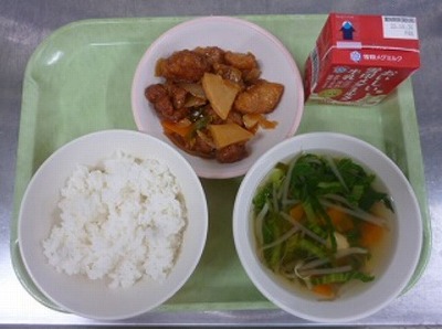 今日の給食10月19日