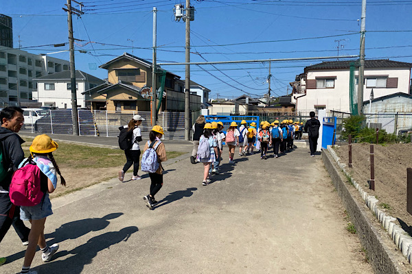 ３年　校外学習（八幡巡り）①