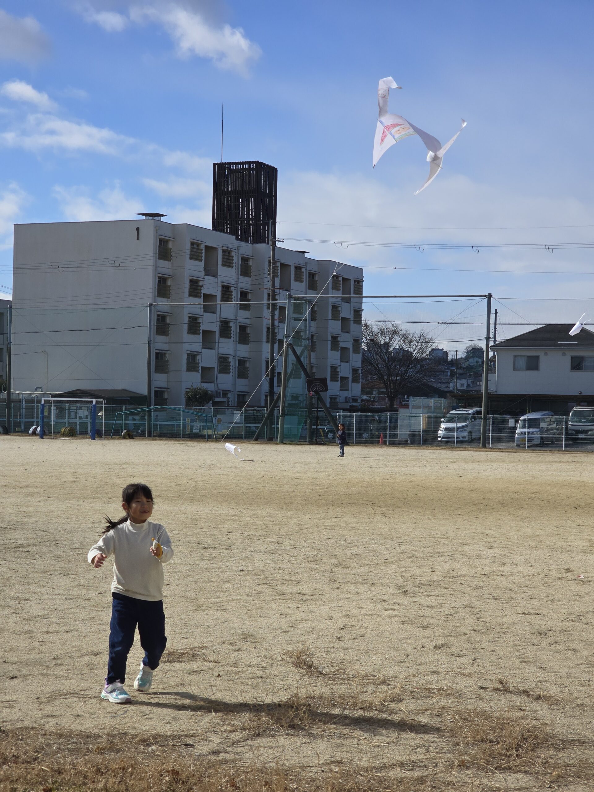 １年　凧あげ
