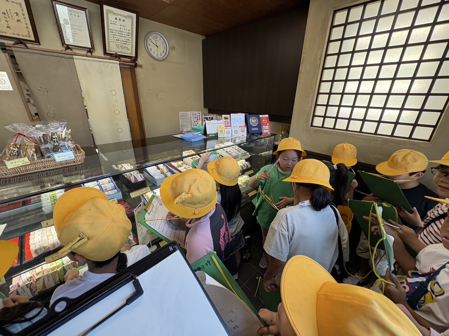 ２年　町たんけん(亀屋)