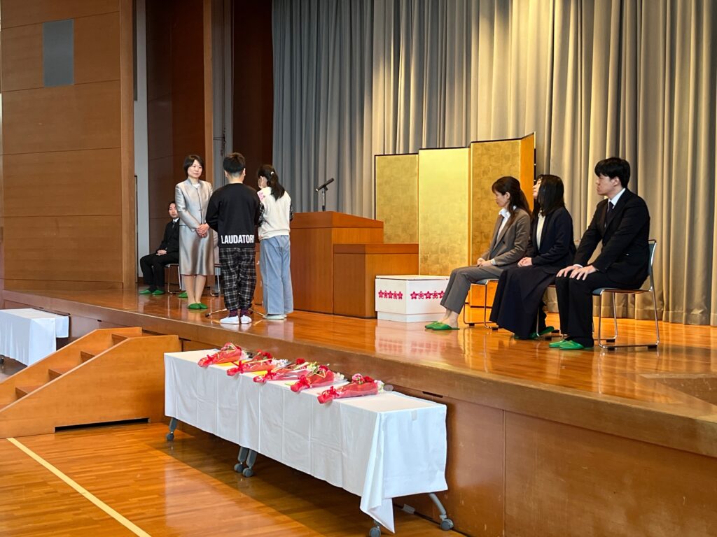 Image gallery image