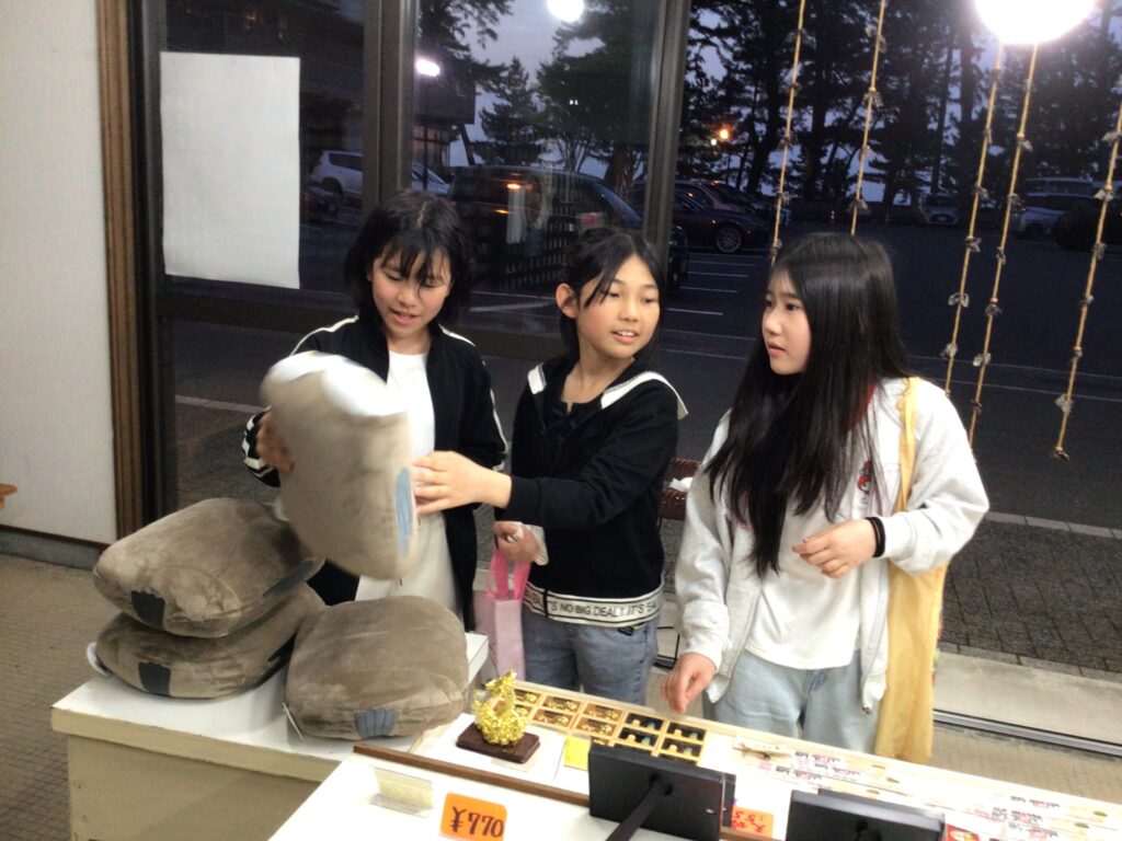Image gallery image