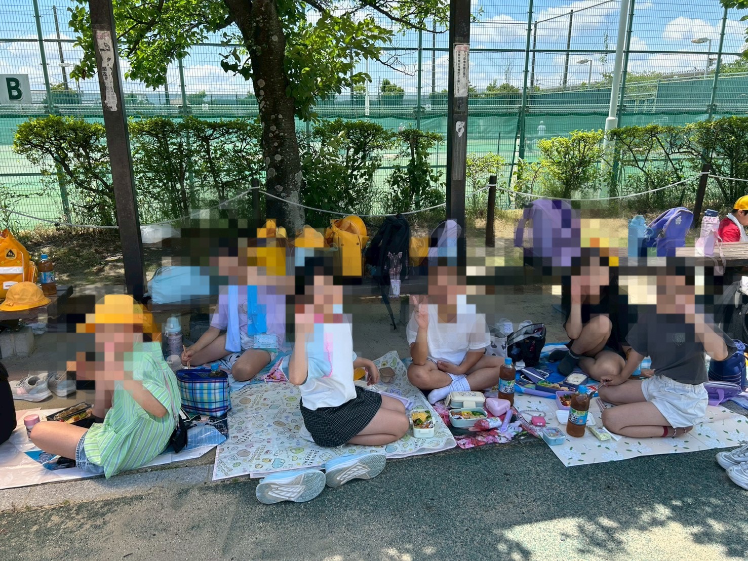 ３年生お弁当タイムです！