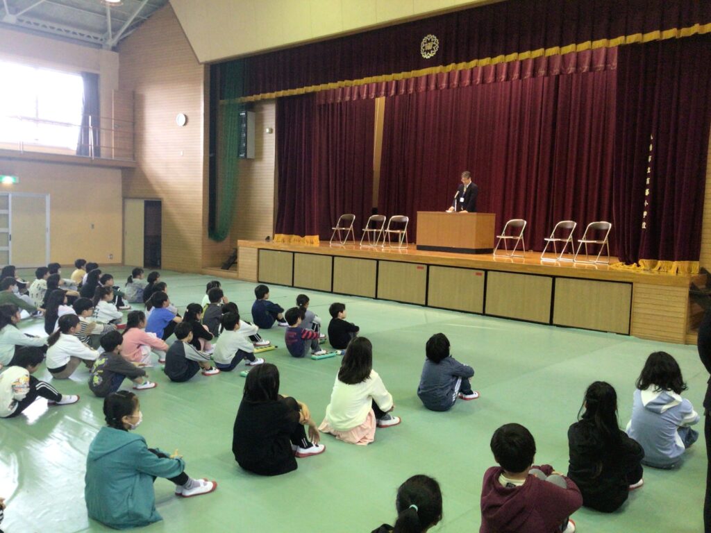 始業式 八幡市立有都小学校